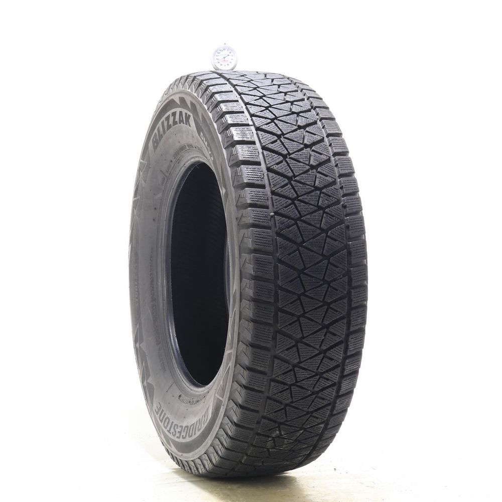 Used 255/70R17 Bridgestone Blizzak DM-V2 112S - 9/32 - Image 1