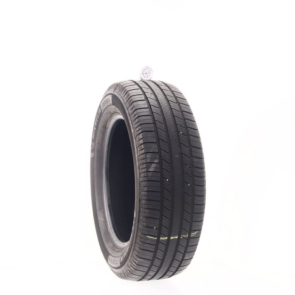 Set of (4) Used 235/60R18 Michelin Defender 2 107H - 9.5-10/32 - Image 4