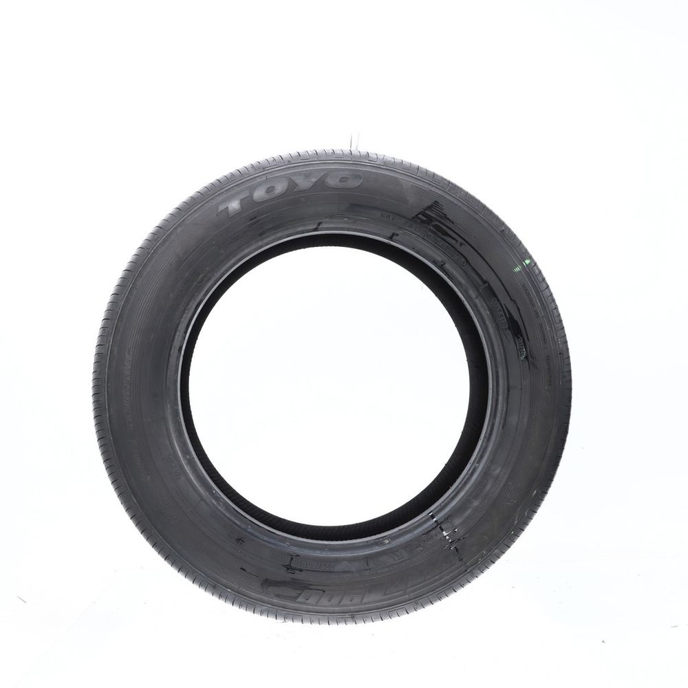 Used 225/60R18 Toyo Ultra Z900 100H - 10.5/32 - Image 3