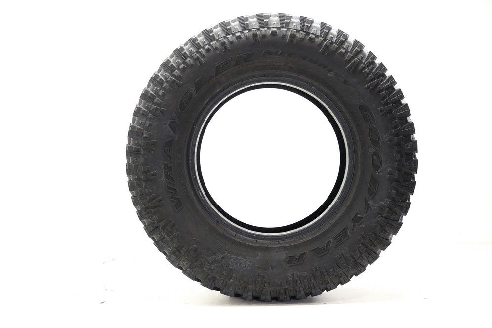 Used LT 245/75R16 Goodyear Wrangler Authority A/T 120/116Q E - 14/32 - Image 3