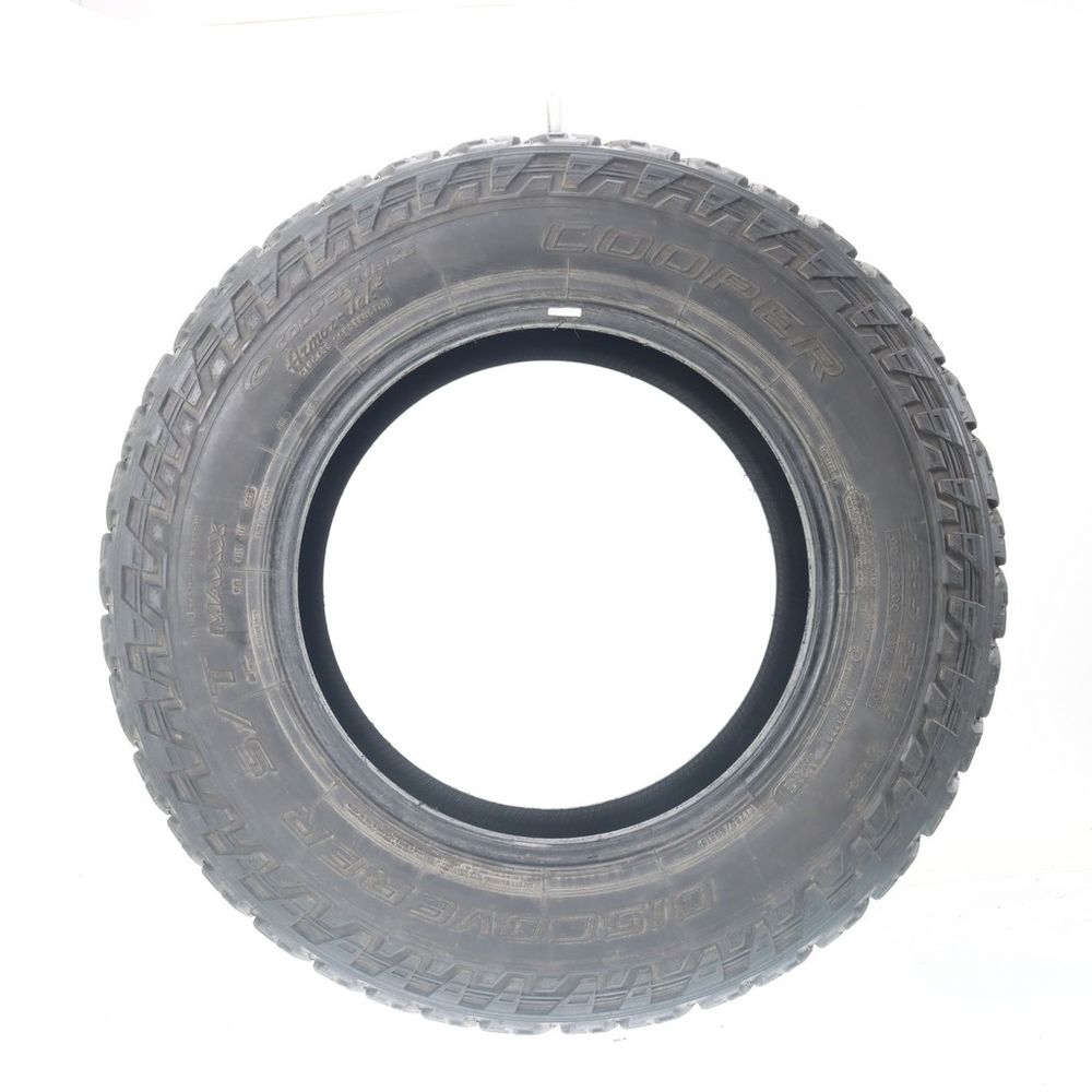 Used LT 285/65R18 Cooper Discoverer S/T Maxx 125/122Q E - 9.5/32 - Image 3