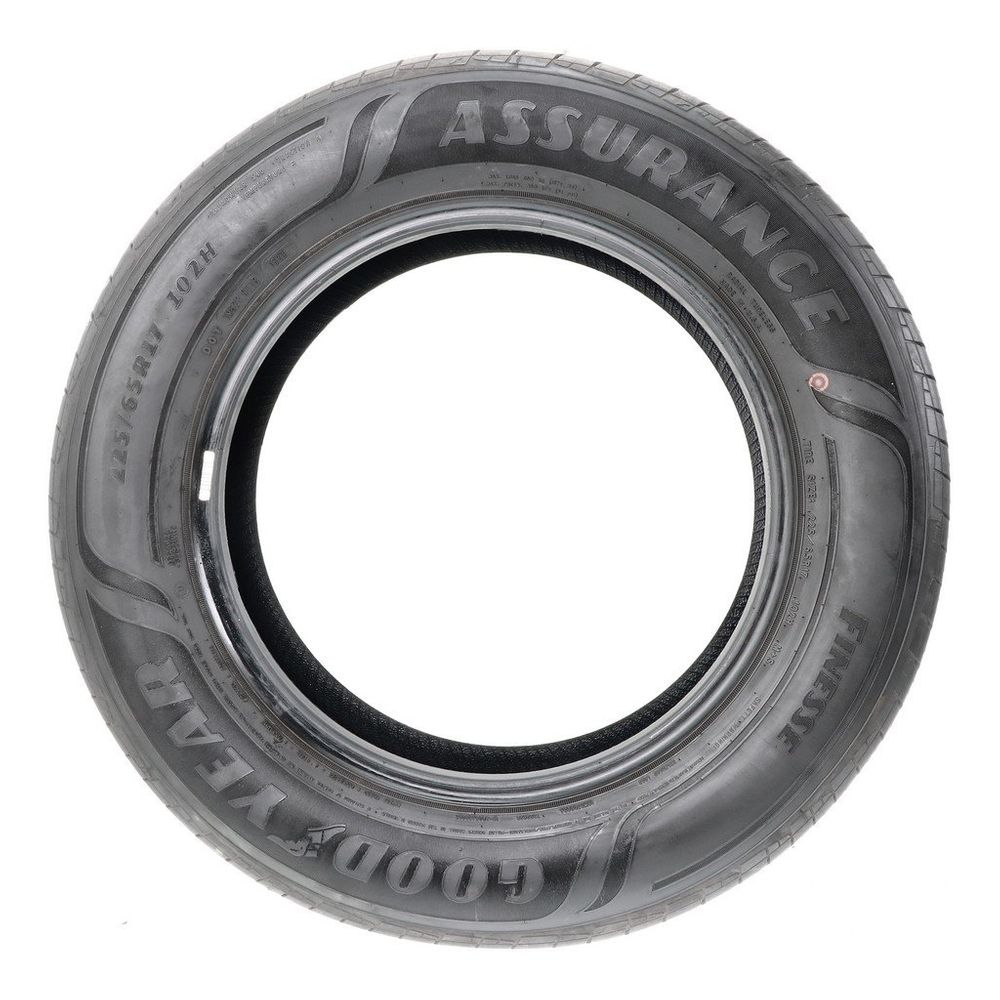 Set of (4) Used 225/65R17 Goodyear Assurance Finesse 102H - 7/32 - Image 3