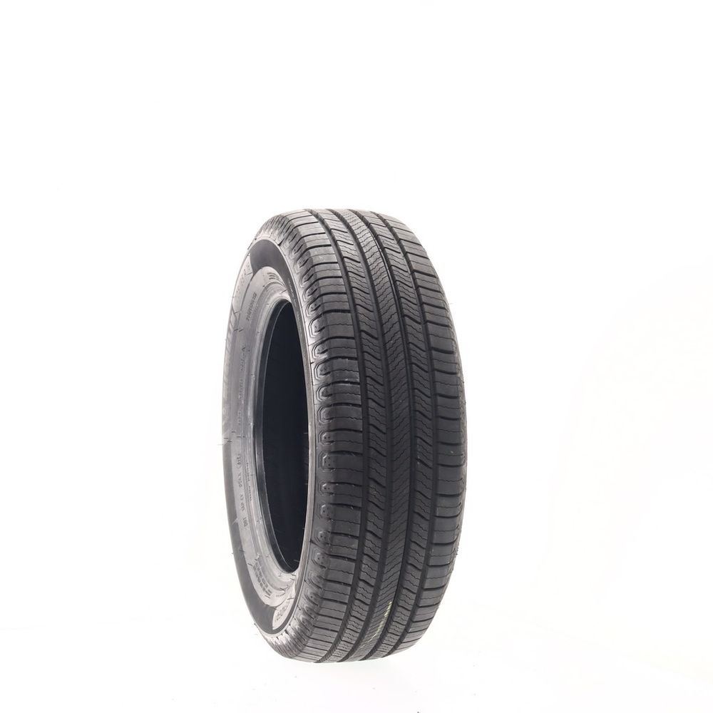 Driven Once 205/65R16 Michelin Defender 2 95H - 10.5/32 - Image 1