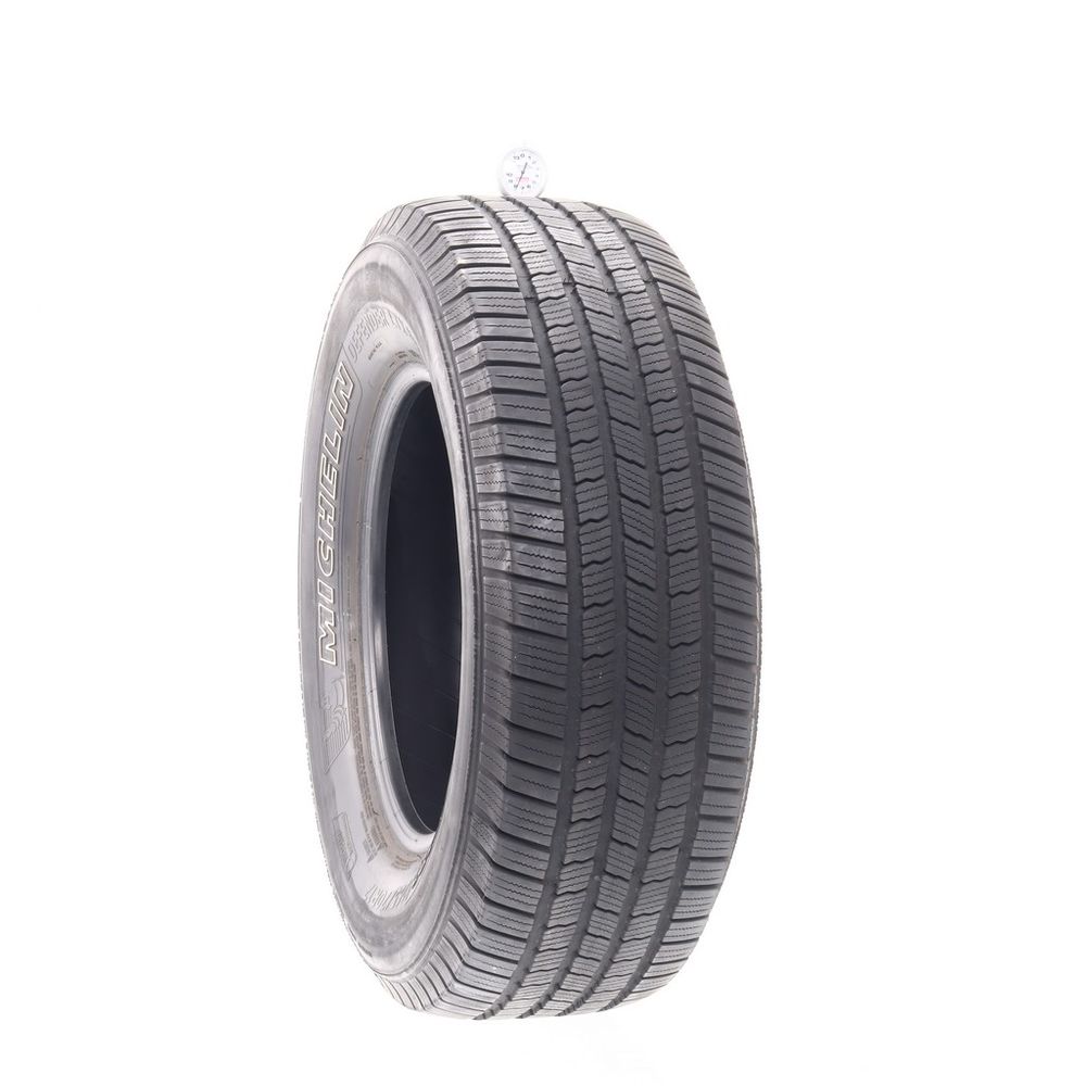 Set of (2) Used 265/70R17 Michelin Defender LTX M/S 115T - 6.5-7.5/32 - Image 4