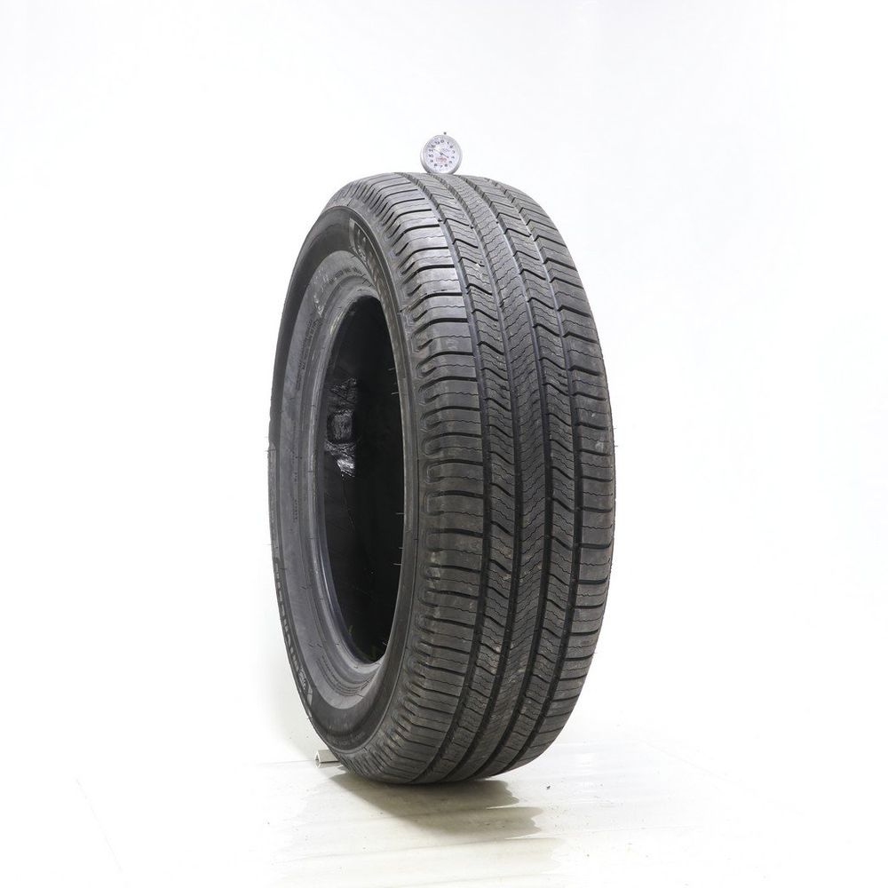 Used 235/65R18 Michelin Defender 2 105H - 11.5/32 - Image 1