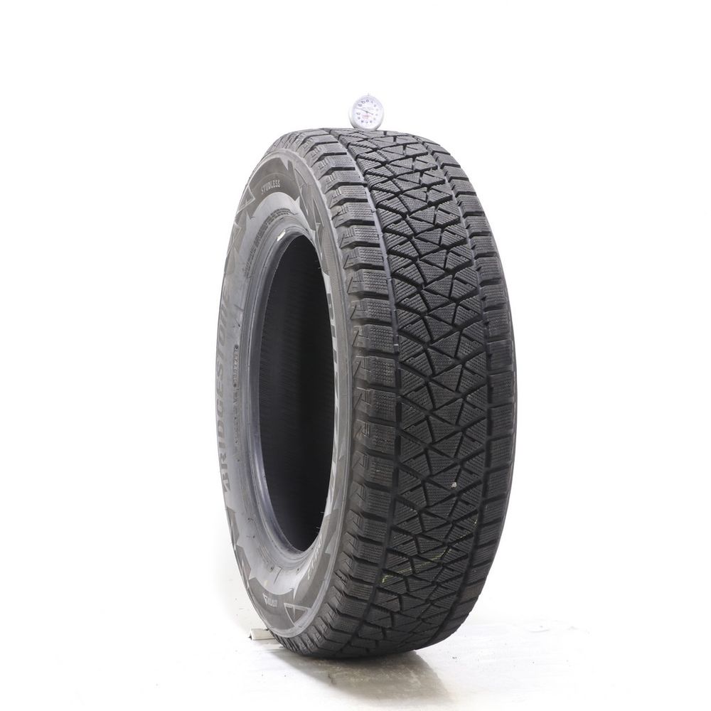 Set of (2) Used 235/65R18 Bridgestone Blizzak DM-V2 106S - 10.5-11/32 - Image 4