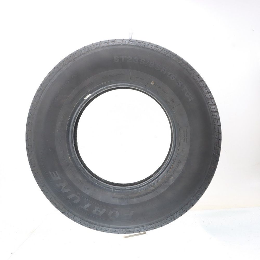Used ST 235/85R16 Fortune ST01 125/121M E - 7.5/32 - Image 3