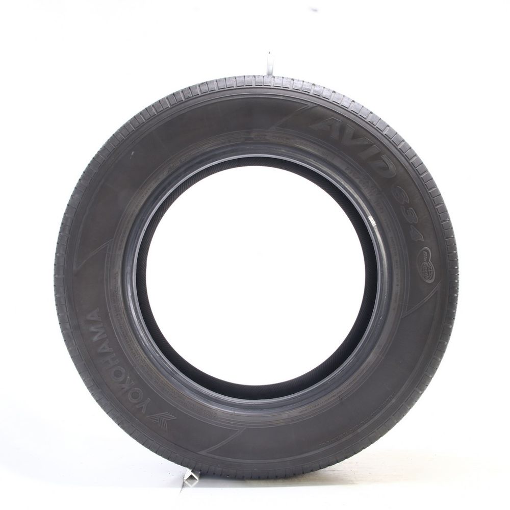 Set of (4) Used 235/65R17 Yokohama Avid S34RV 104T - 7.5-9/32 - Image 3