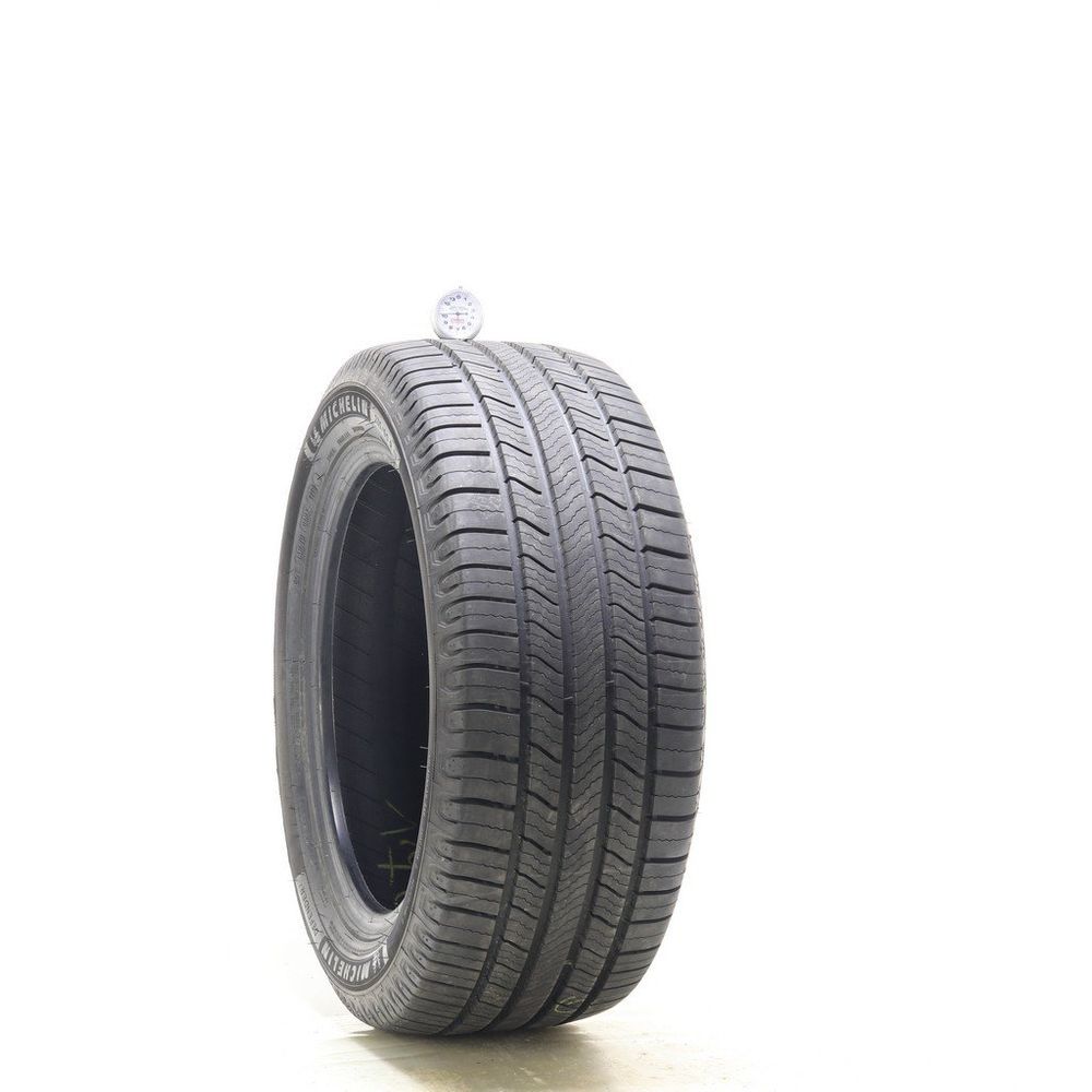 Used 235/50R17 Michelin Defender 2 96H - 10/32 - Image 1