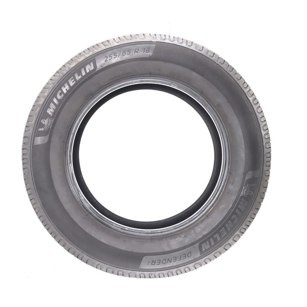 Set of (2) Used 255/65R18 Michelin Defender 2 111H - 9-10/32 - Image 3