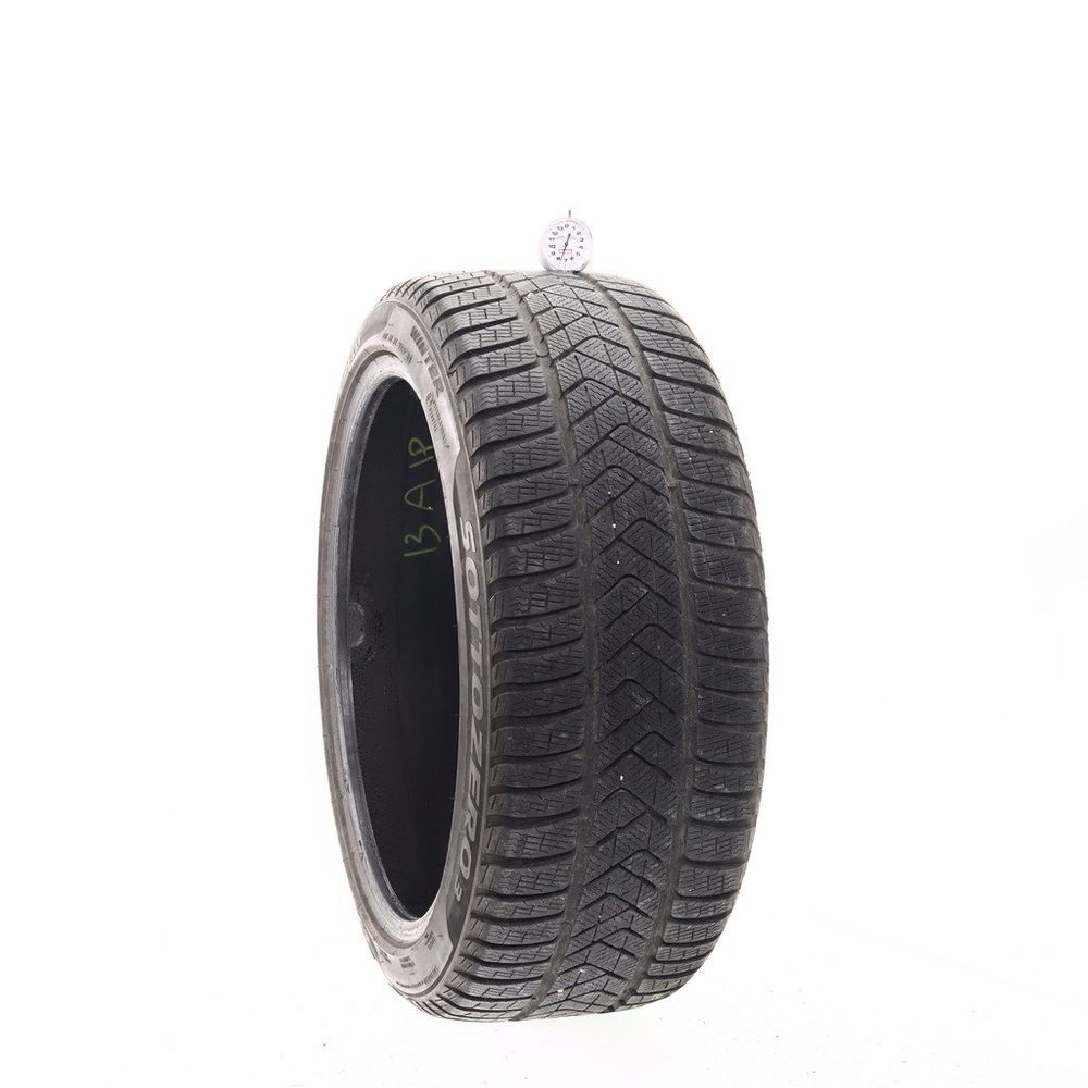 Used 235/40R19 Pirelli Winter Sottozero 3 96V - 7.5/32 - Image 1