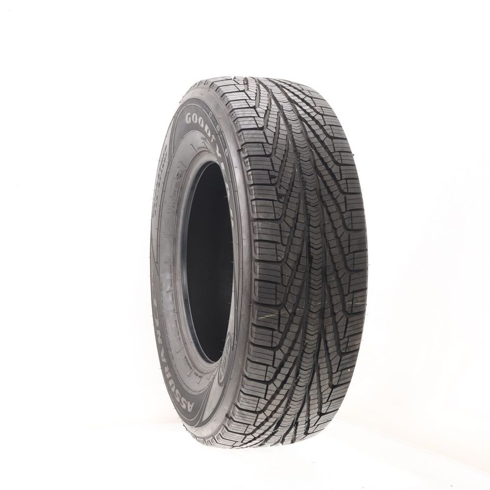 Driven Once 265/70R17 Goodyear Assurance CS Tripletred AS 113T - 10/32 - Image 1