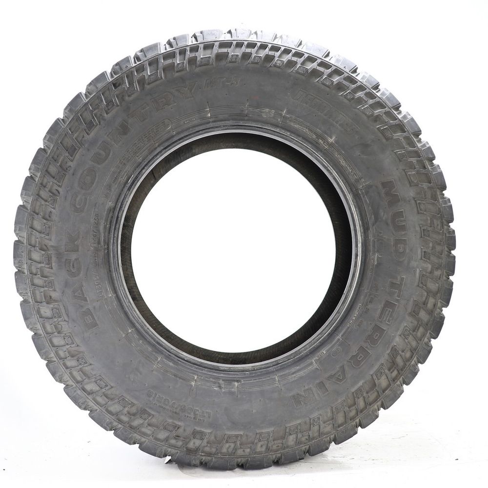 Set of (2) Used LT 305/70R18 DeanTires Back Country Mud Terrain MT3