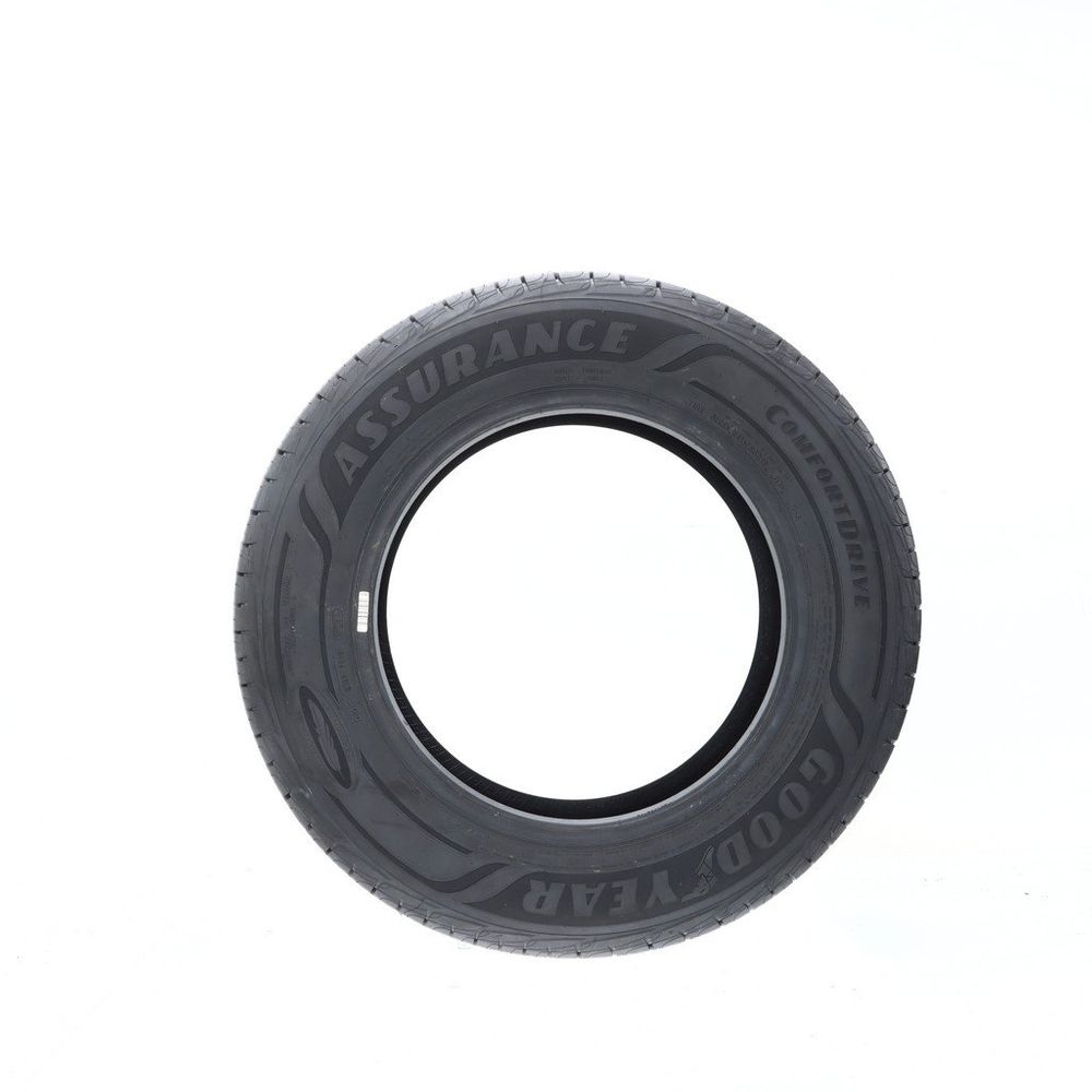 Set of (4) New 215/65R16 Goodyear Assurance ComfortDrive 98V - Image 3