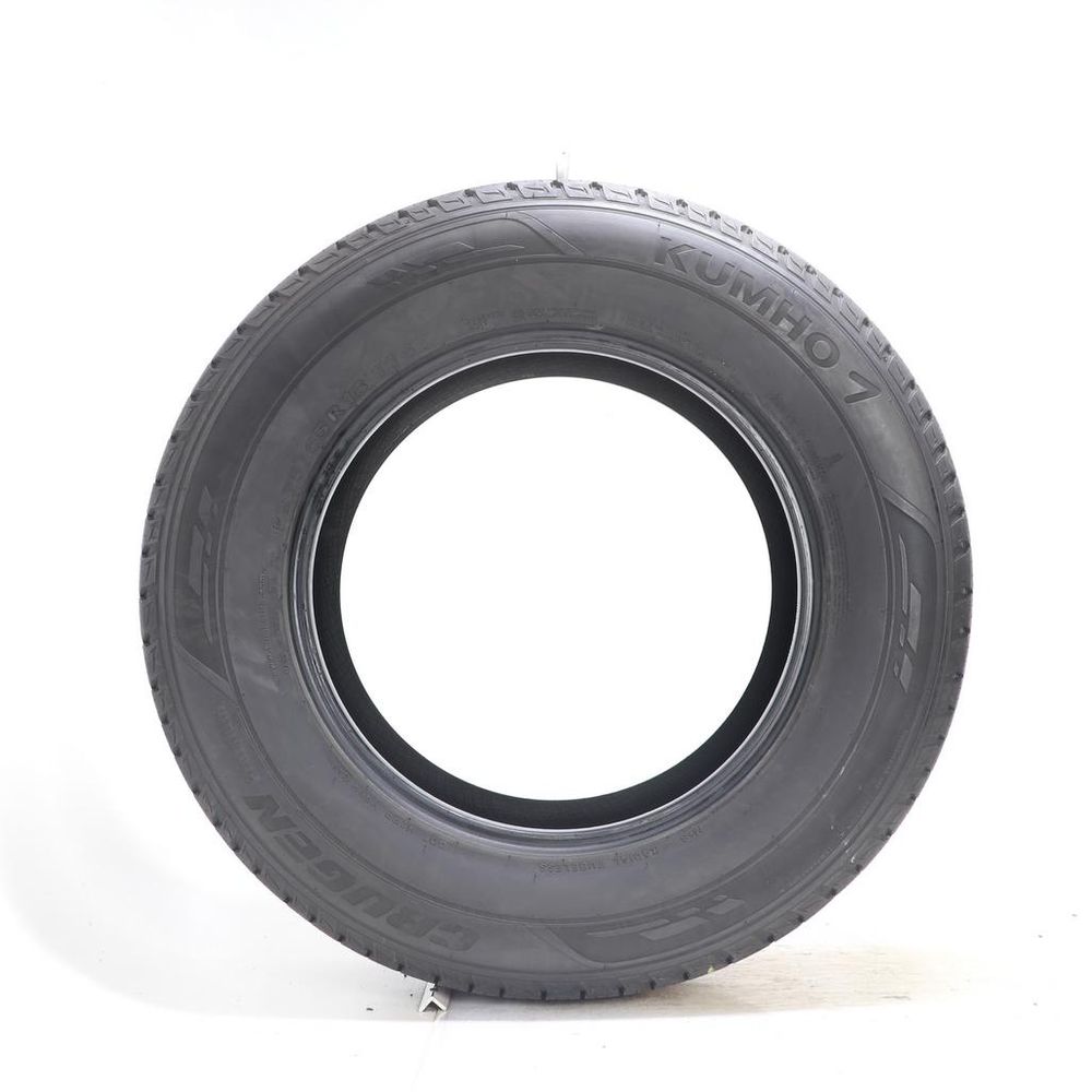 Used 275/65R18 Kumho Crugen Premium 114T - 9/32 - Image 3
