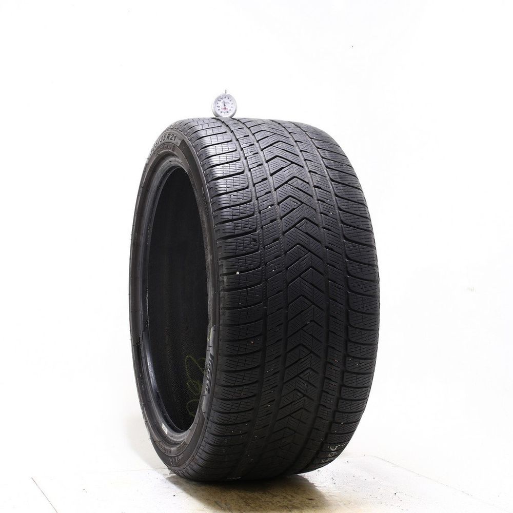 Set of (2) Used 305/35R21 Pirelli Scorpion Winter NO 109V - 6-6.5/32 - Image 1
