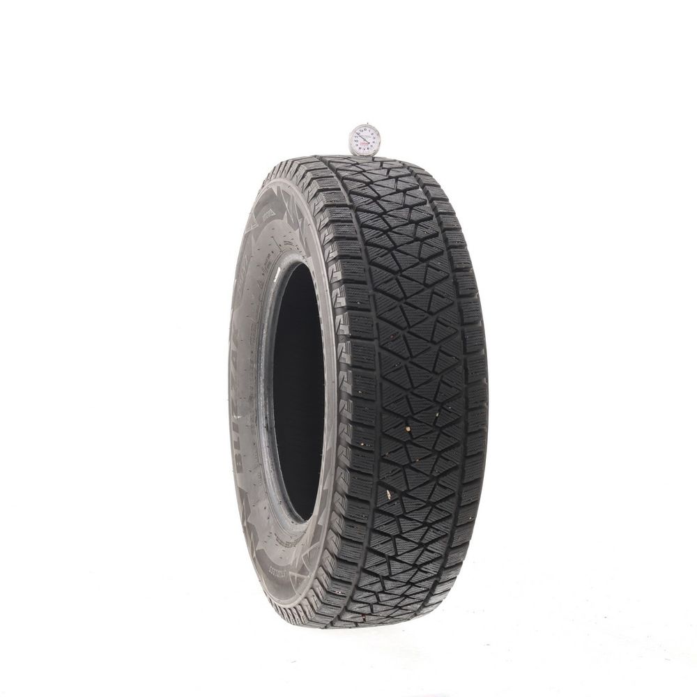 Used 235/70R16 Bridgestone Blizzak DM-V2 106S - 11.5/32 - Image 1