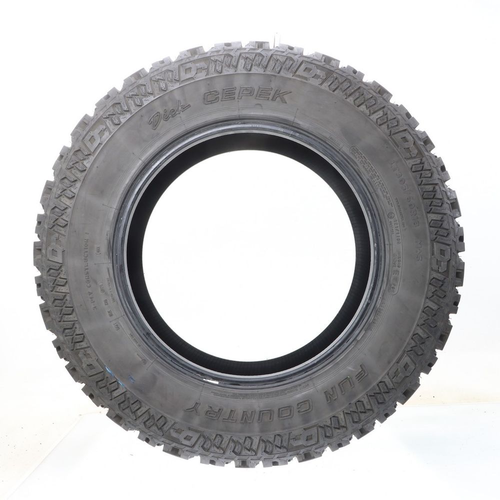 Used LT 305/60R18 Dick Cepek Fun Country 121/118Q E - 8/32 - Image 3