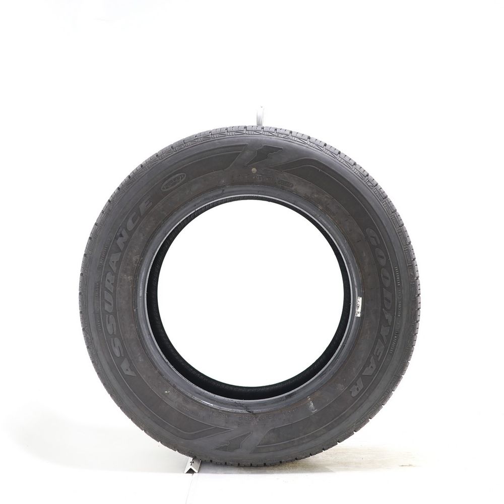 Used 235/60R16 Goodyear Assurance Fuel Max 100H - 8.5/32 - Image 3