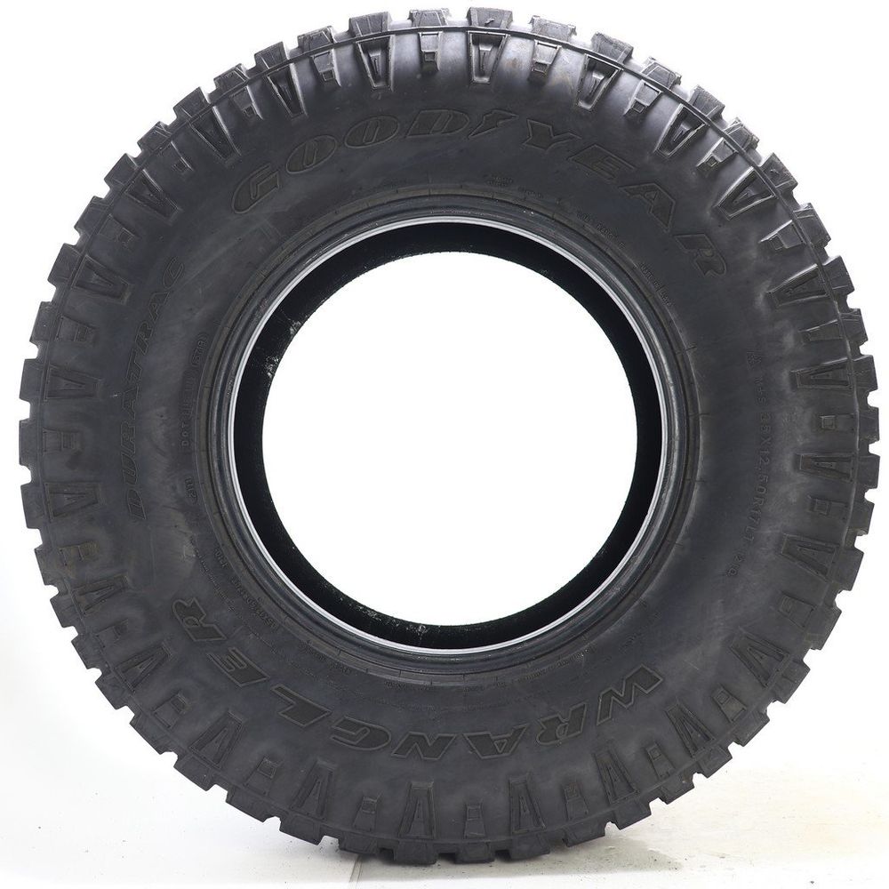 Used LT 35X12.5R17 Goodyear Wrangler Duratrac 121Q E - 9.5/32 - Image 3