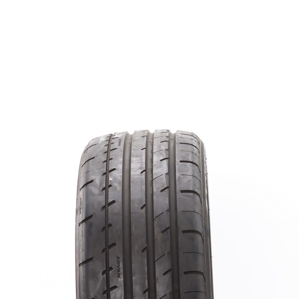 New 225/45R19 Yokohama Advan Apex V601 96Y - Image 2