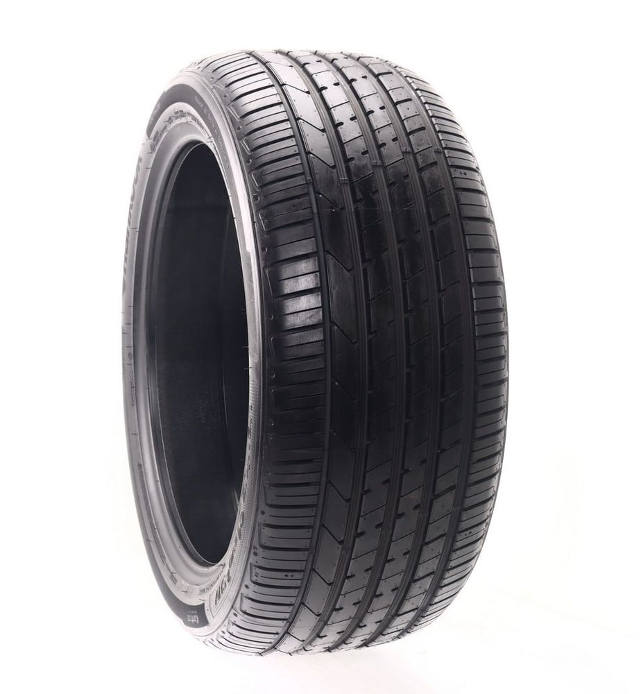 New 295/40ZR21 Hankook Ventus S1 evo2 SUV 111W - Image 1