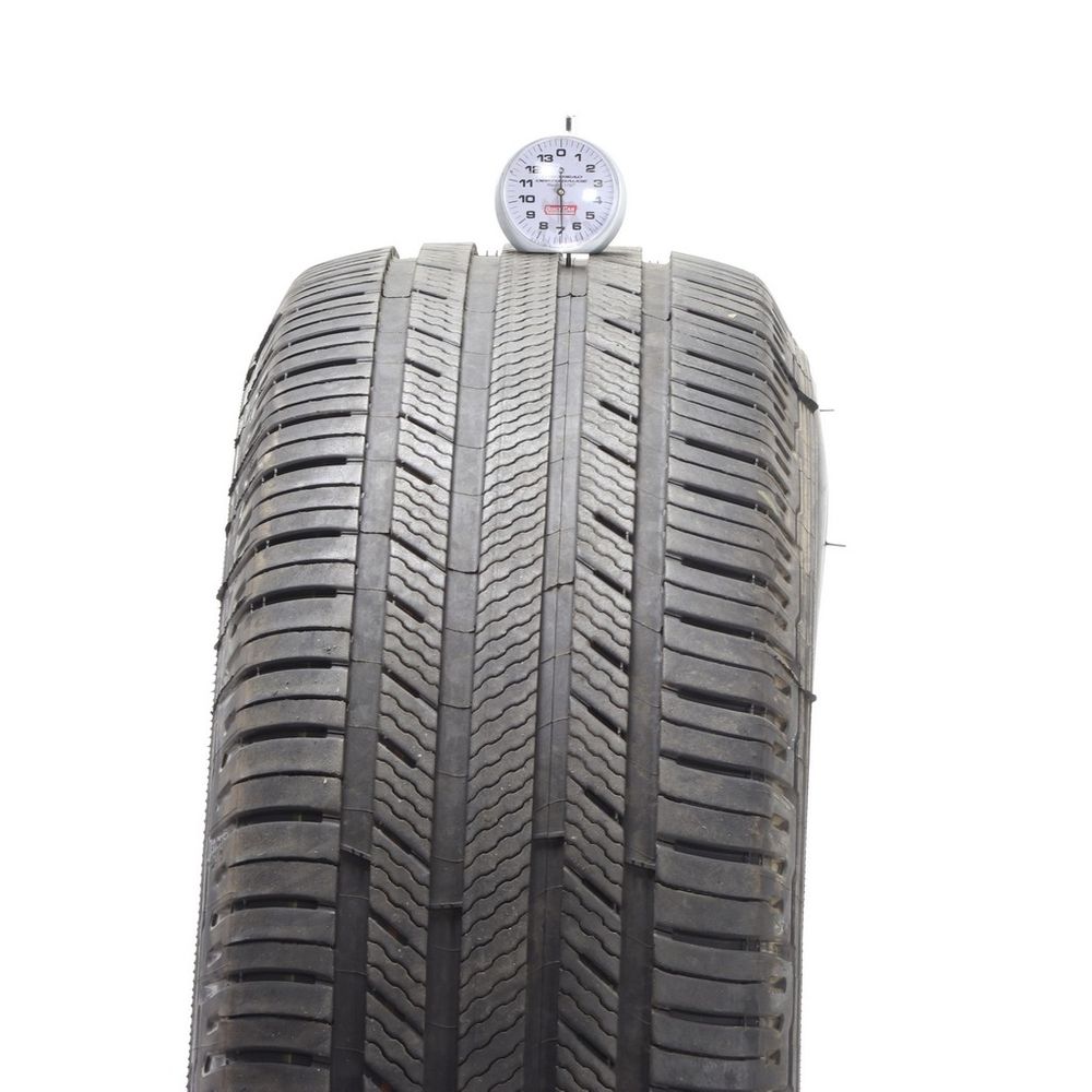 Set of (2) Used 235/65R17 Michelin Premier LTX 104H - 5.5-6.5/32 - Image 5