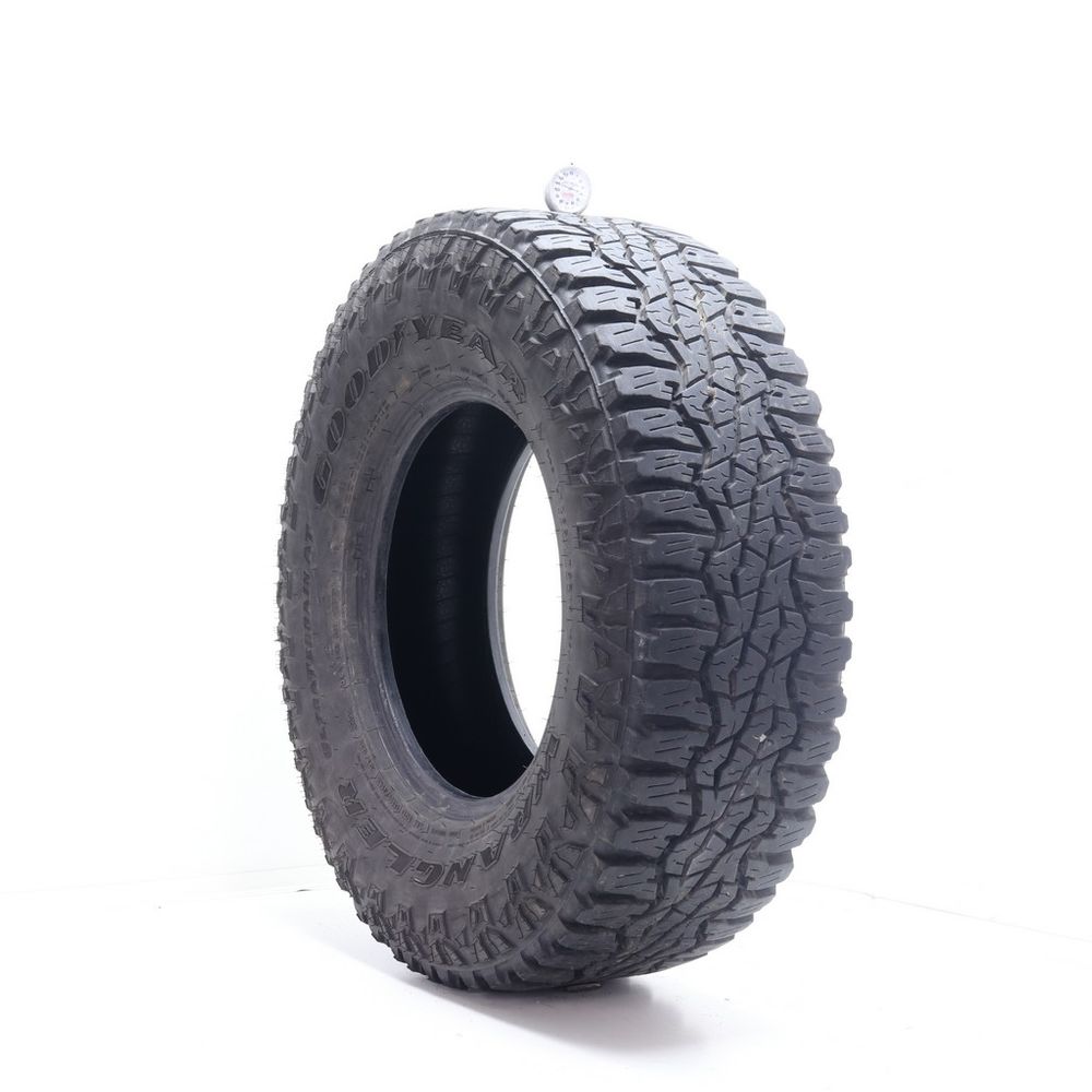 Used LT 265/75R16 Goodyear Wrangler Ultra Terrain AT 123/120Q E - 11/32 - Image 1
