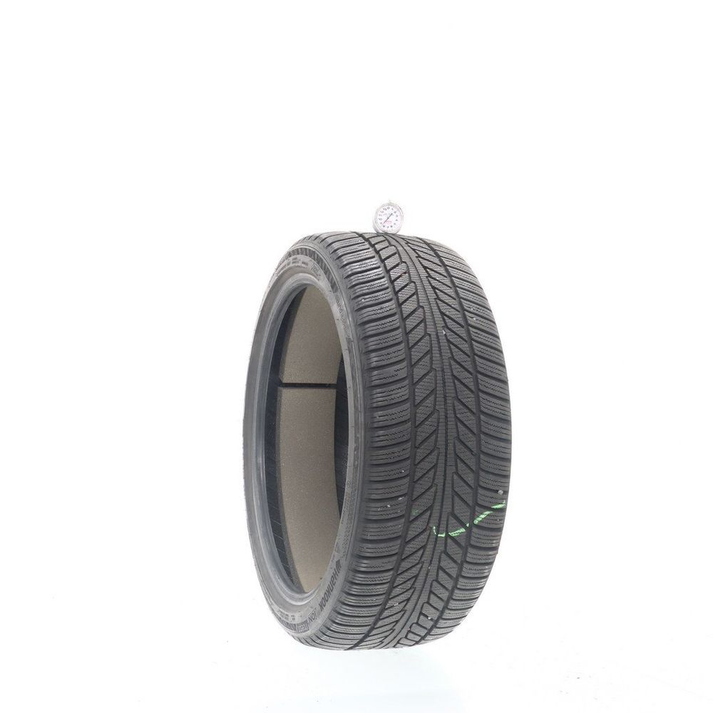 Used 235/40R19 Hankook iON iCept EV Sound Absorber 96V - 8.5/32 - Image 1