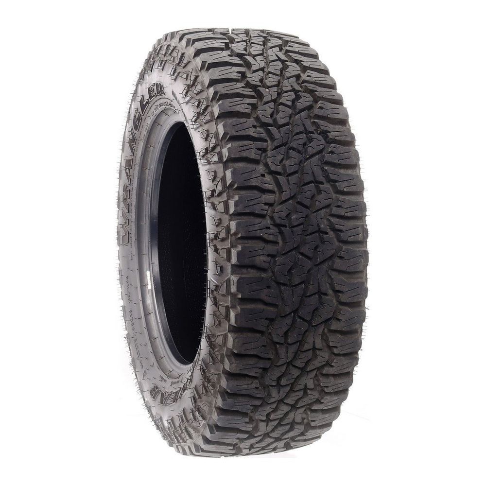 Used LT 275/65R18 Goodyear Wrangler Ultra Terrain AT 123/120Q E - 16.5/32 - Image 1