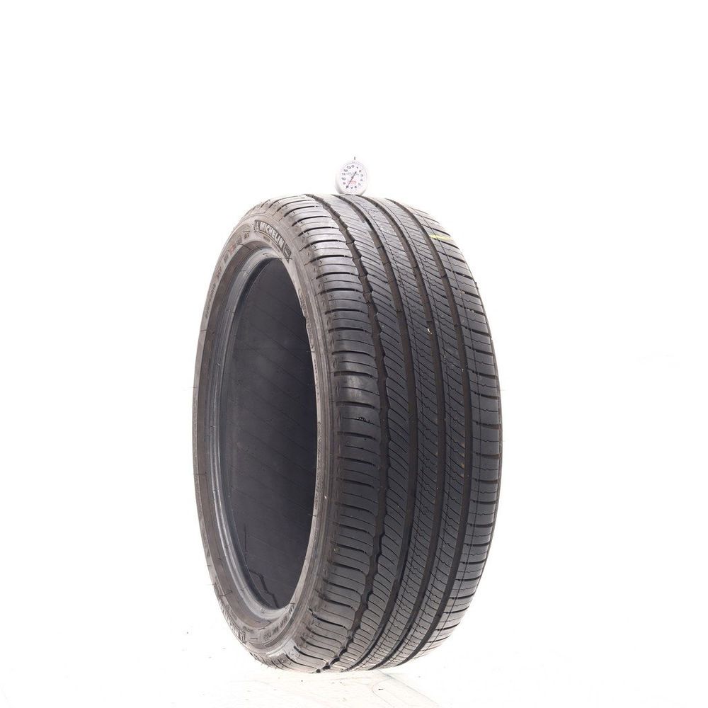 Set of (2) Used 235/40R19 Michelin Primacy MXM4 96V - 8/32 - Image 1