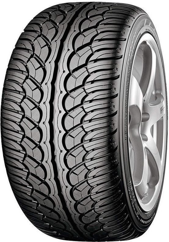 Set of (4) New P 305/40R22 Yokohama Parada Spec-X PA02 114V - Image 1