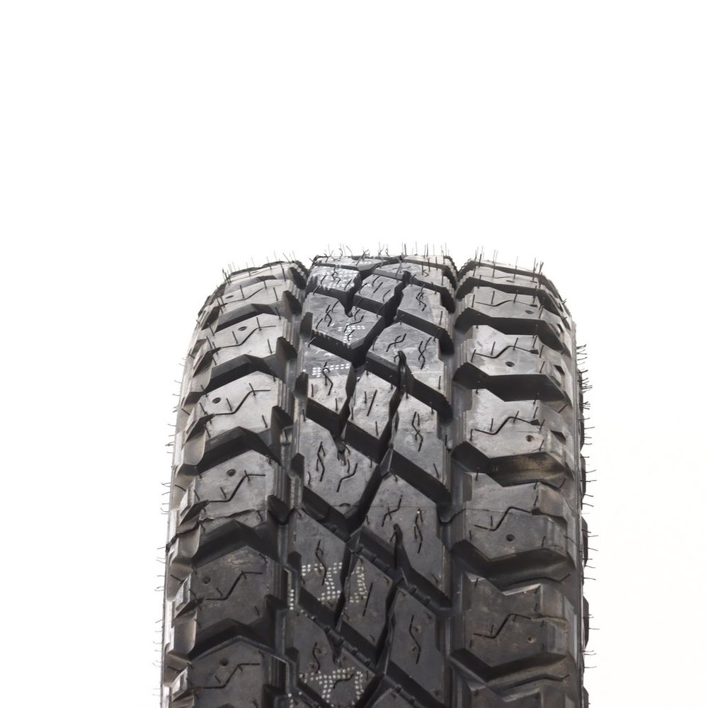 New LT 245/70R16 Cooper Discoverer S/T Maxx 118/115Q E - Image 2