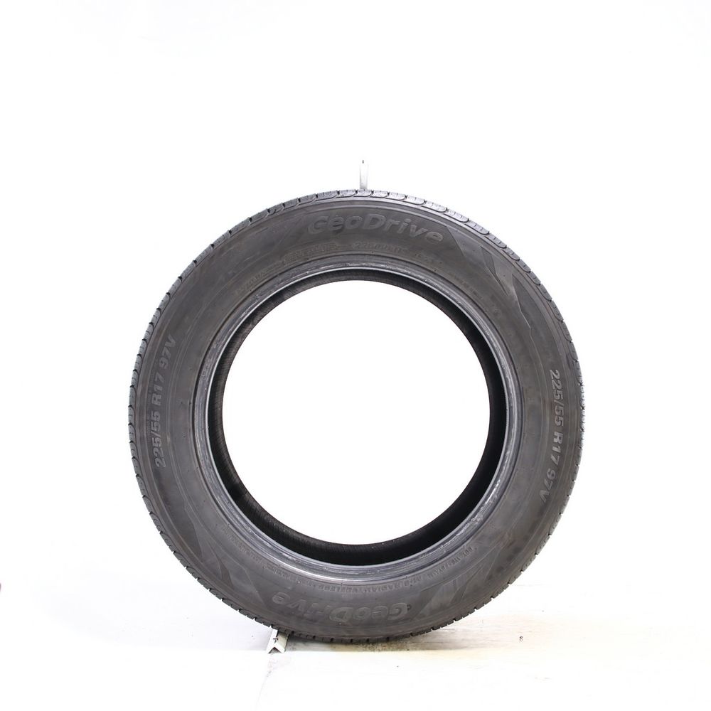 Used 225/55R17 GeoDrive KH16 97V - 7/32 - Image 3
