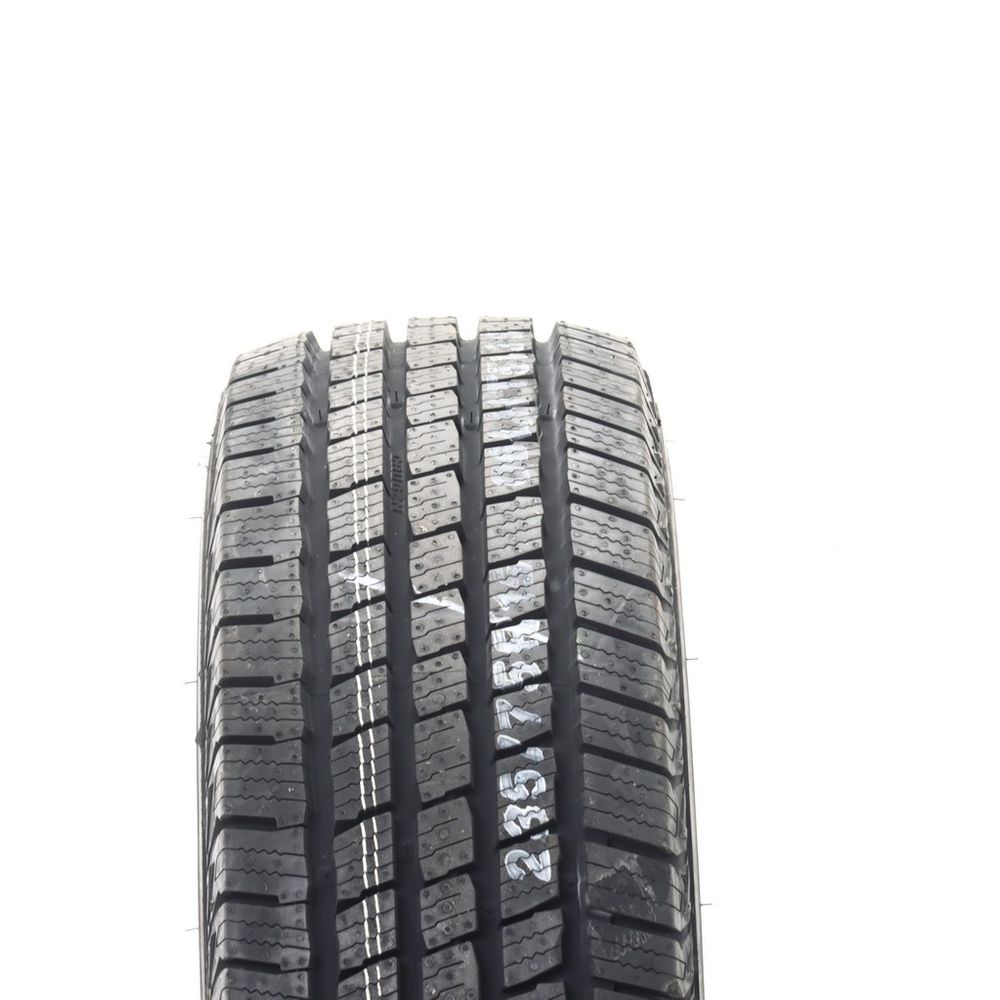 New LT 235/75R15 Kumho Crugen HT51 104/101S C - Image 2