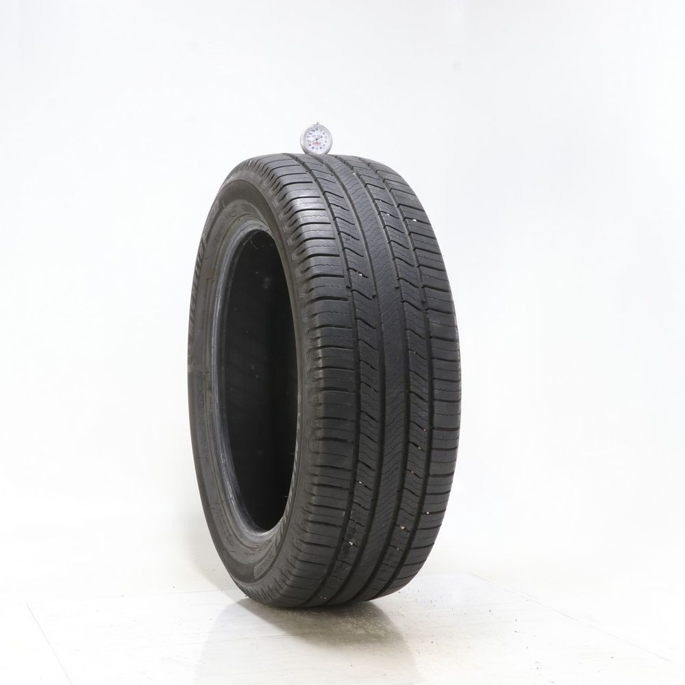 Used 235/50R19 Michelin Defender 2 103H - 9.5/32 - Image 1