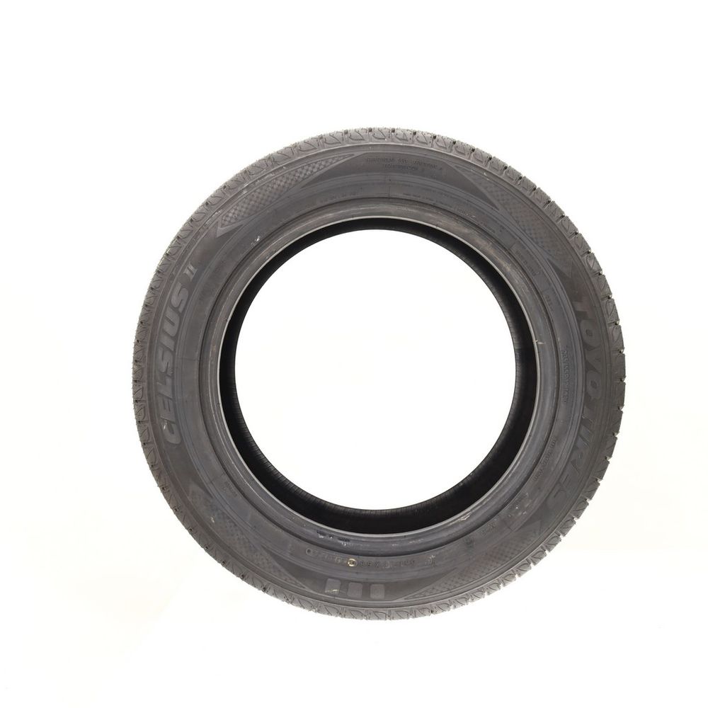 New 235/55R17 Toyo Celsius II 103V - Image 3