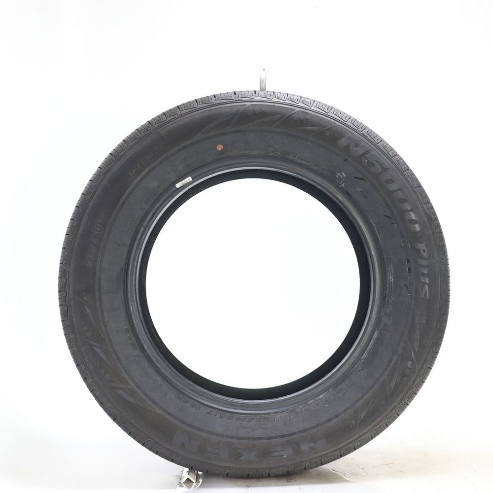 Set of (2) Used 235/65R17 Nexen N5000 Plus 104H - 8-8.5/32 - Image 3