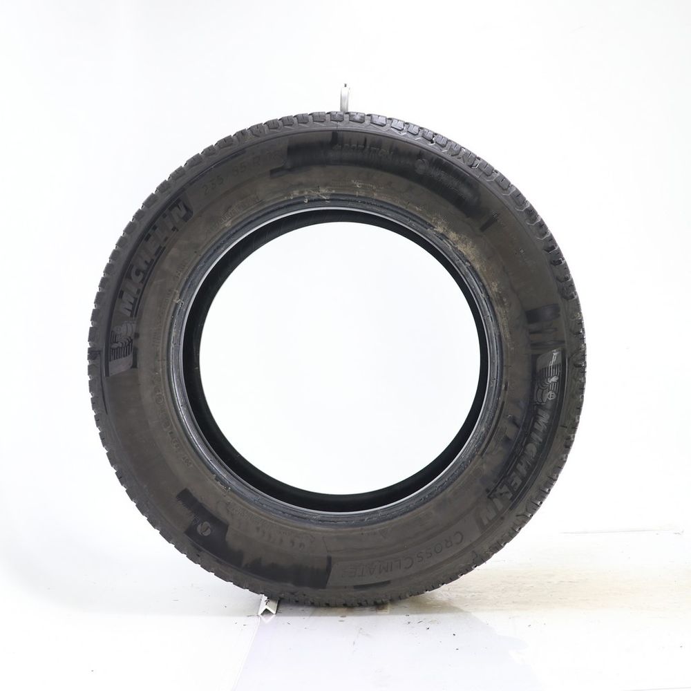 Set of (2) Used 235/65R18 Michelin CrossClimate 2 106H - 6/32 - Image 3