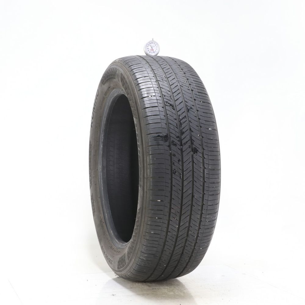 Used 235/55R19 Kumho Crugen HP71 101H - 5.5/32 - Image 1