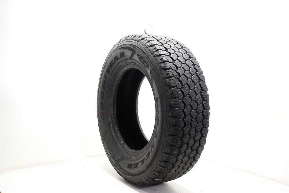 Set of (2) Used LT 265/70R17 Goodyear Wrangler All-Terrain Adventure Kevlar 121/118S - 11.5-12/32 - Image 4