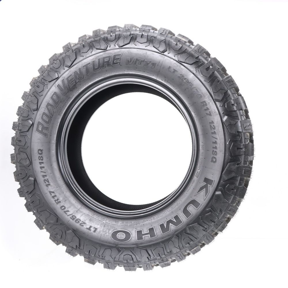Set of (2) New LT 295/70R17 Kumho Road Venture MT71 121/118Q E - Image 3