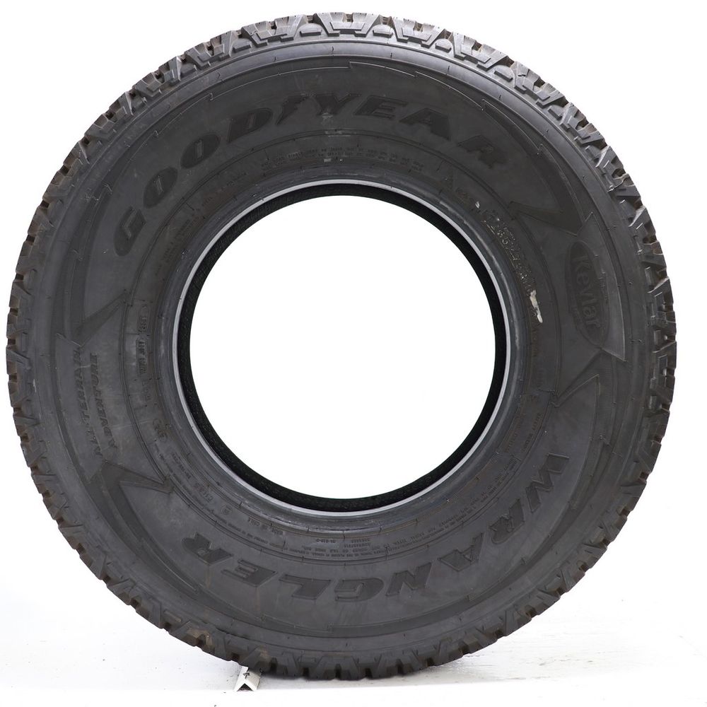 Used LT 265/75R16 Goodyear Wrangler All-Terrain Adventure Kevlar 123/120R - 15/32 - Image 3