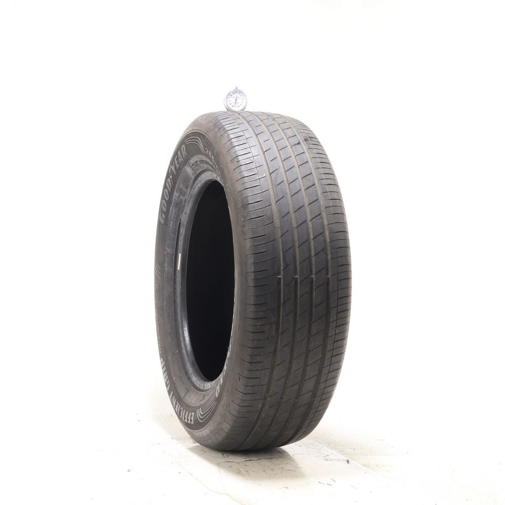 Set of (2) Used 235/65R17 Goodyear EfficientGrip Performance 104H - 6-7.5/32 - Image 4