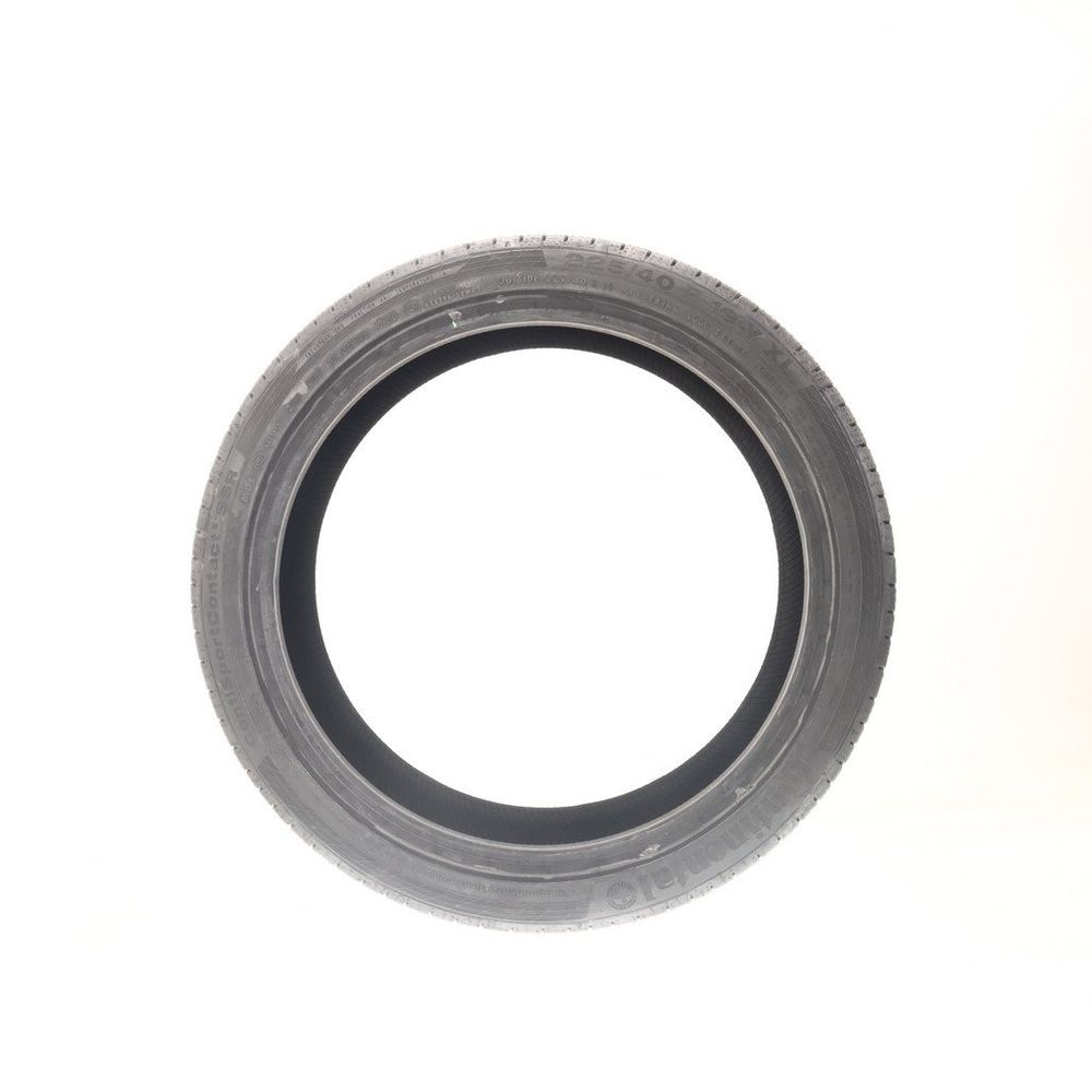 New 225/40R19 Continental ContiSportContact 5 SSR MOE 93Y - Image 3