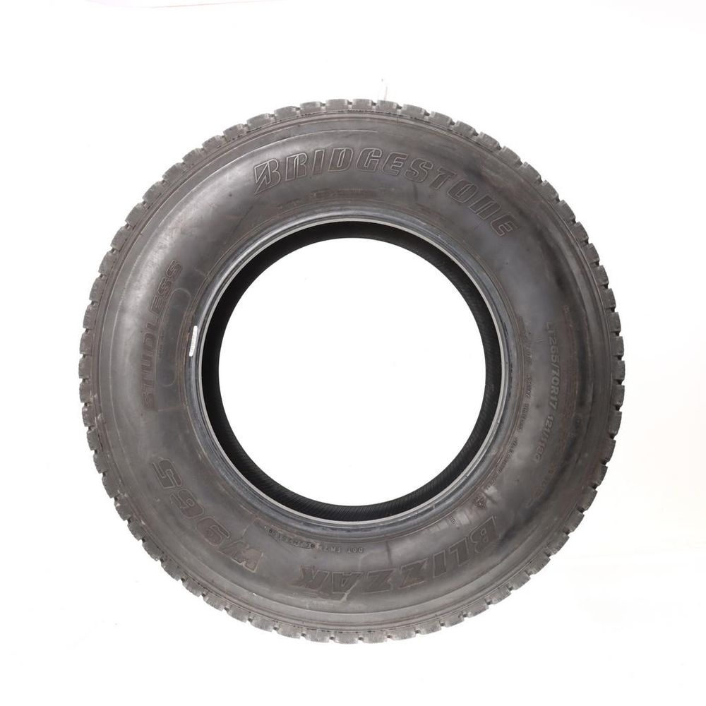 Used LT 265/70R17 Bridgestone Blizzak W965 121/118Q E - 5.5/32 - Image 3