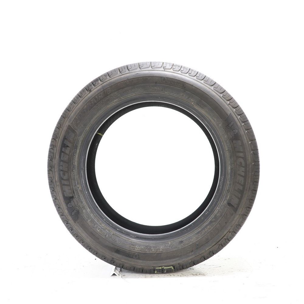 Set of (2) Driven Once 205/60R16 Michelin X Tour A/S T+H 92H - 9.5/32 - Image 3