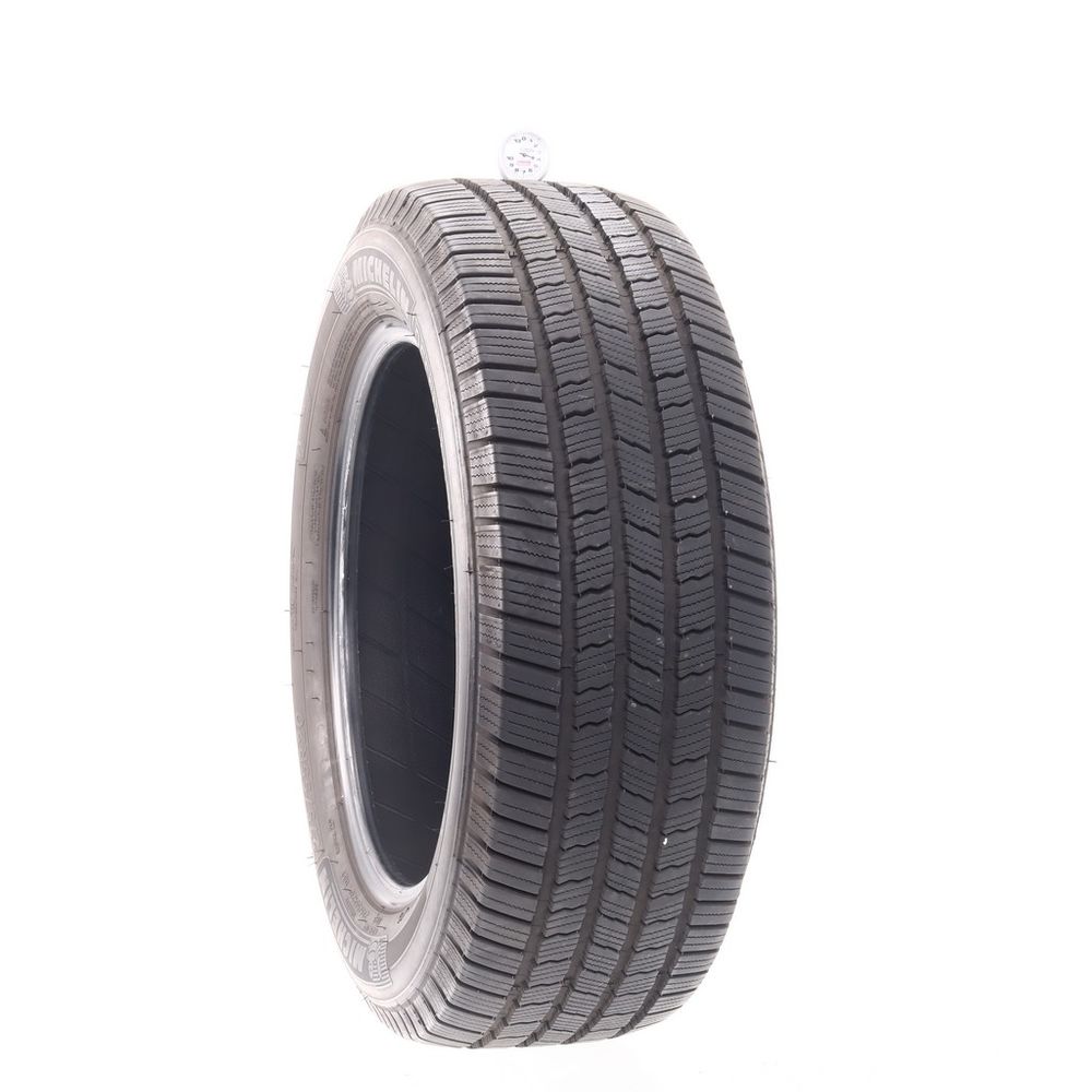 Set of (2) Used 275/55R20 Michelin Defender LTX MS 113T - 10-11/32 - Image 4