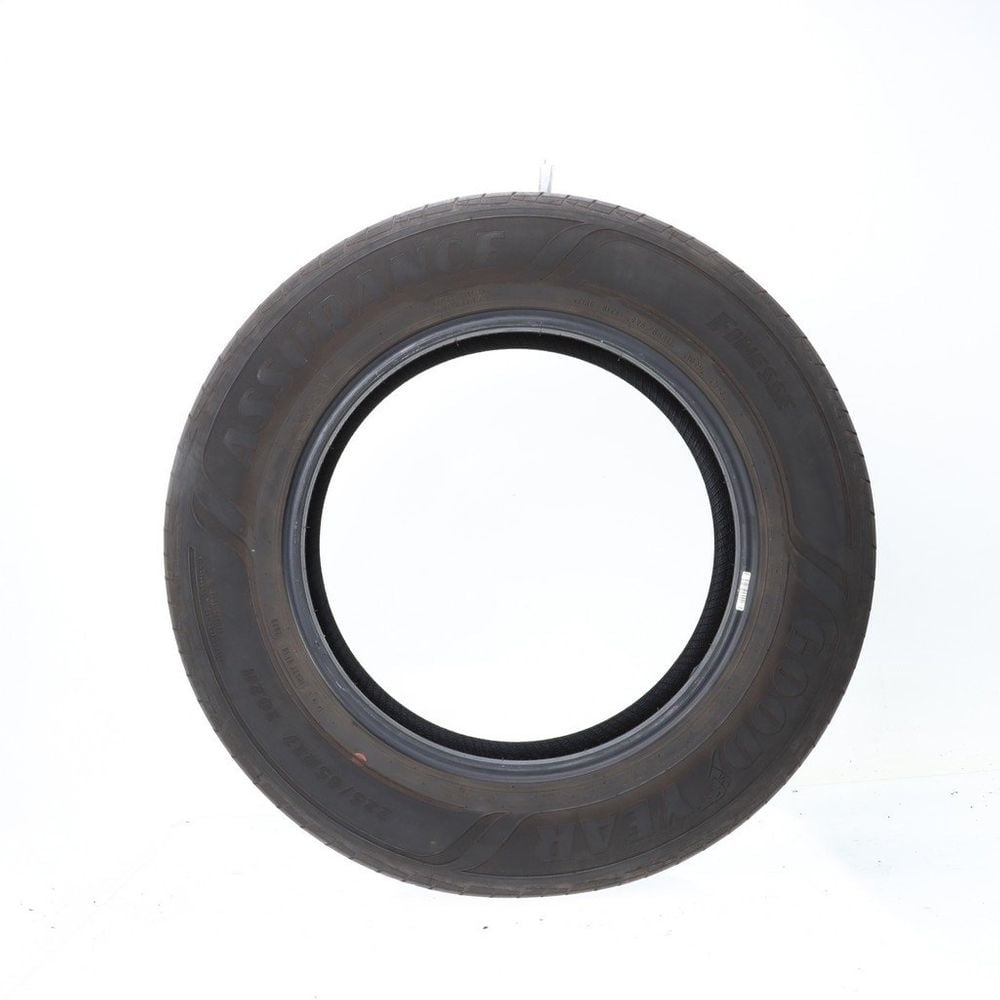 Used 225/65R17 Goodyear Assurance Finesse 102H - 6.5/32 - Image 3