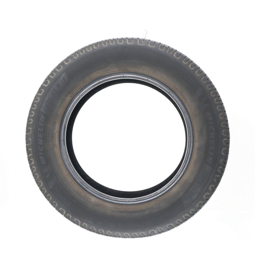 Used 235/65R17 Michelin Defender 2 104H - 8/32 - Image 3